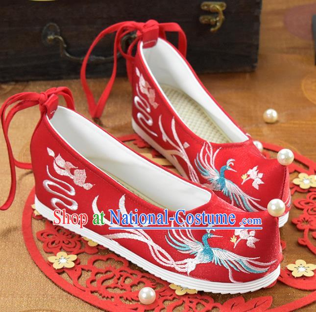 China Traditional Wedding Shoes Red Cloth Shoes National Women Embroidered Shoes