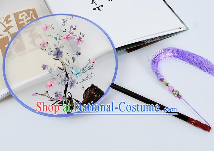 China Traditional Suzhou Embroidered Deer Circular Fan Handmade Palace Fan Classical Silk Fan