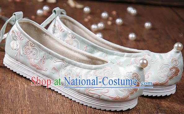 China National Women Light Blue Cloth Shoes Embroidered Hanfu Shoes Traditional Ming Dynasty Princess Shoes