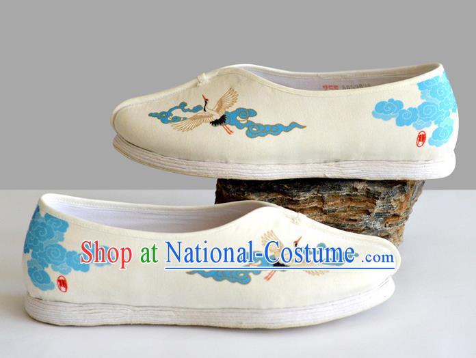 China Handmade Painting Crane Beige Cloth Shoes Tai Chi Shoes for Men