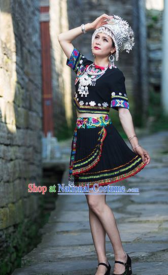 Chinese Dong Nationality Stage Show Dress Clothing Ethnic Folk Dance Black Outfits and Silver Hat