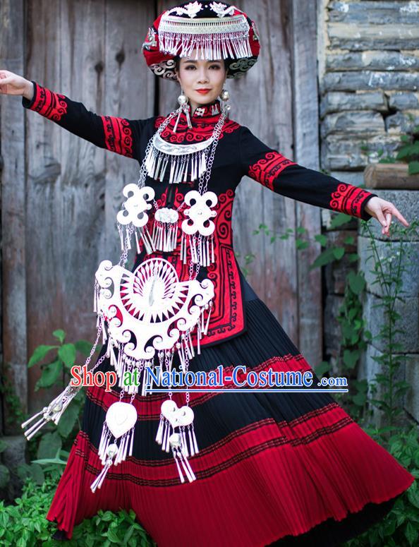 Chinese Yi Nationality Stage Show Dress Clothing Ethnic Wedding Bride Outfits Costumes and Headwear