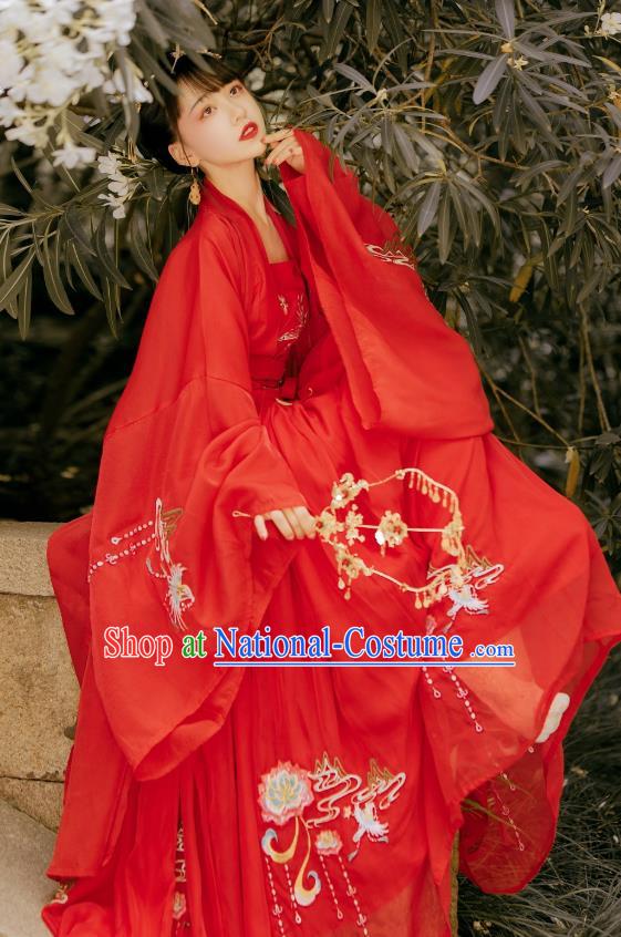 China Ancient Wedding Hanfu Garment Traditional Song Dynasty Princess Embroidered Red Dress Clothing