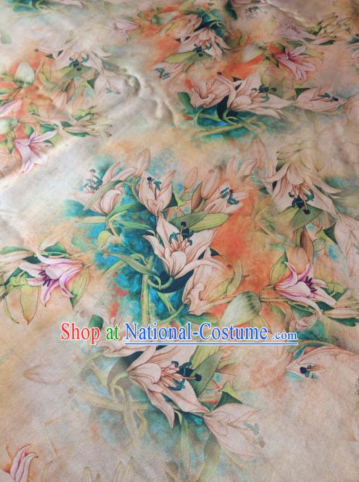 China Traditional Lily Flowers Pattern Gambiered Guangdong Gauze Cheongsam Silk Fabric Light Yellow Satin Cloth