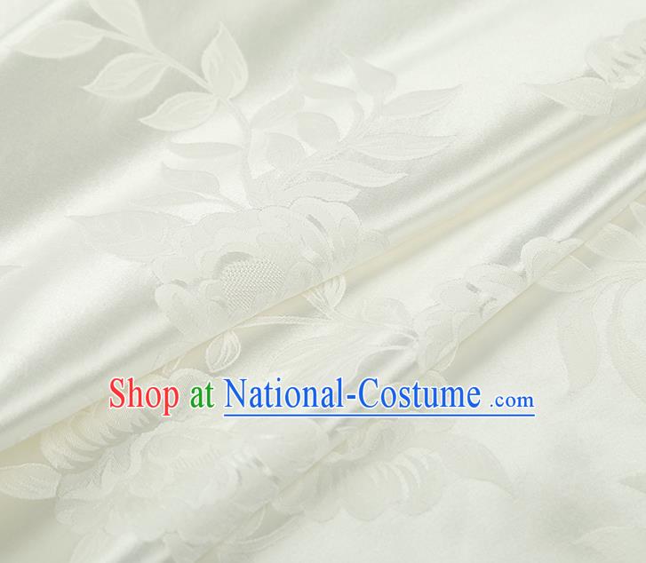 China Jacquard White Silk Fabric Traditional Brocade Fabric Asian Cheongsam Gambiered Guangdong Gauze