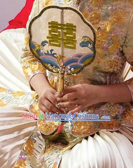 China Handmade Bride Palace Fan Traditional Xiuhe Suit Silk Fan Embroidered Wedding Fan