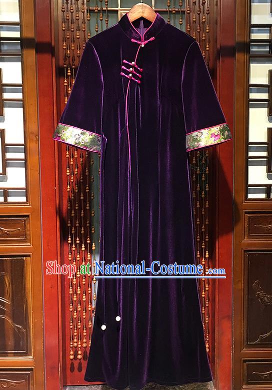 China Traditional Embroidered Wide Sleeve Cheongsam National Purple Velvet Qipao Dress