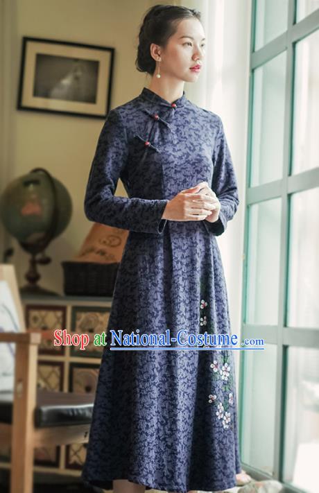 China National Young Woman Qipao Dress Clothing Traditional Hand Painting Navy Blue Flax Cheongsam