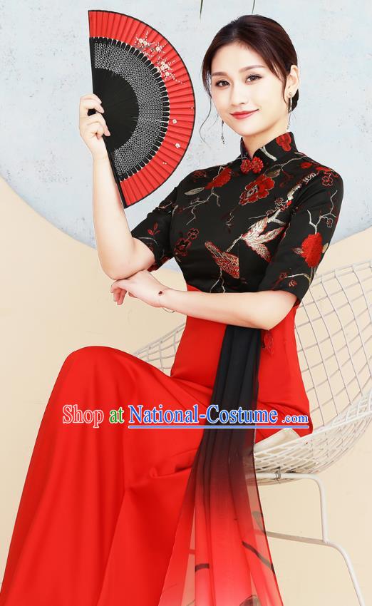 China Stage Show Middle Sleeve Cheongsam Mother Chorus Clothing Catwalks Red Qipao Dress