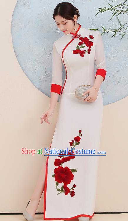 China Woman Classical Dance Qipao Dress Embroidery Red Flowers Cheongsam Stage Show Clothing