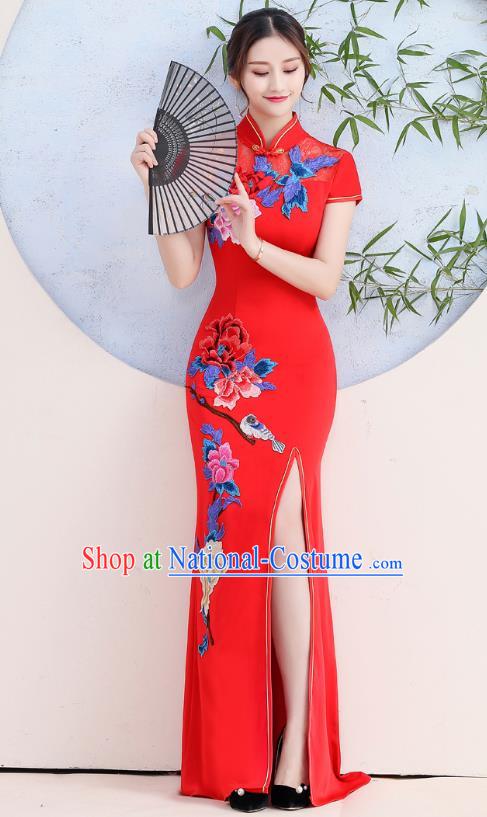 China Woman Wedding Red Satin Qipao Dress Catwalks Embroidery Peony Cheongsam Stage Show Clothing