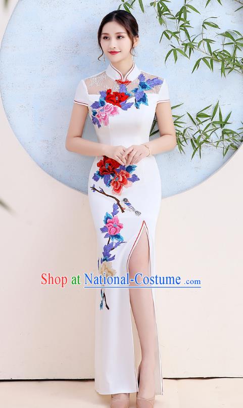 China Stage Show Clothing Woman White Satin Qipao Dress Catwalks Embroidery Peony Cheongsam