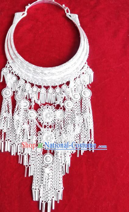 China Traditional Guizhou Ethnic Necklet Jewelry Miao Nationality Silver Necklace Accessories