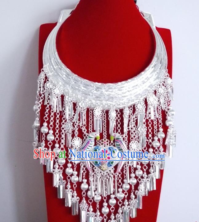 China Traditional Guizhou Ethnic Wedding Necklet Jewelry Miao Nationality Silver Bird Necklace Accessories