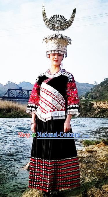 Chinese Dong Ethnic Stage Performance Costumes Traditional Miao National Minority Folk Dance Clothing