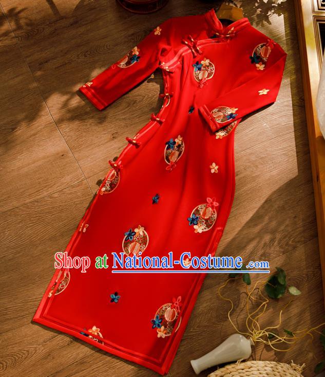 Chinese Classical Wedding Qipao Dress Traditional Bride Embroidered Red Cheongsam Clothing