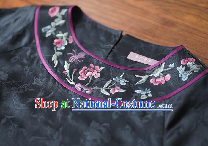 China National Young Beauty Qipao Dress Classical Embroidered Black Silk Cheongsam Costume