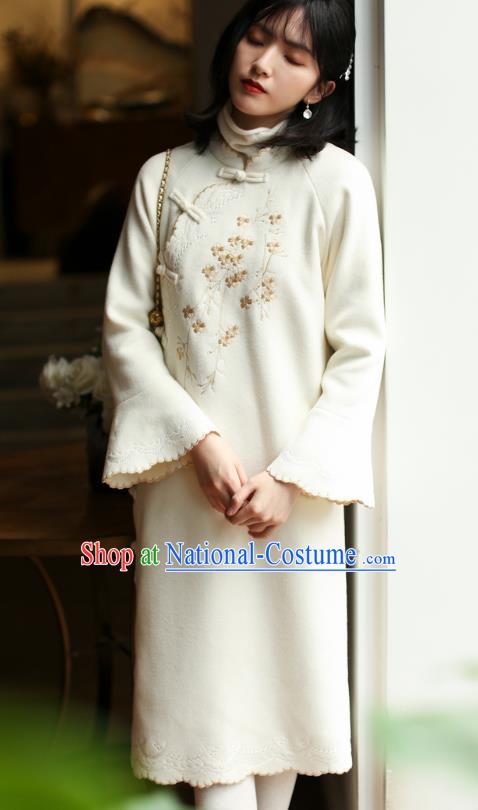 China Embroidered Beige Woolen Cheongsam Costume Traditional New Year Qipao Dress