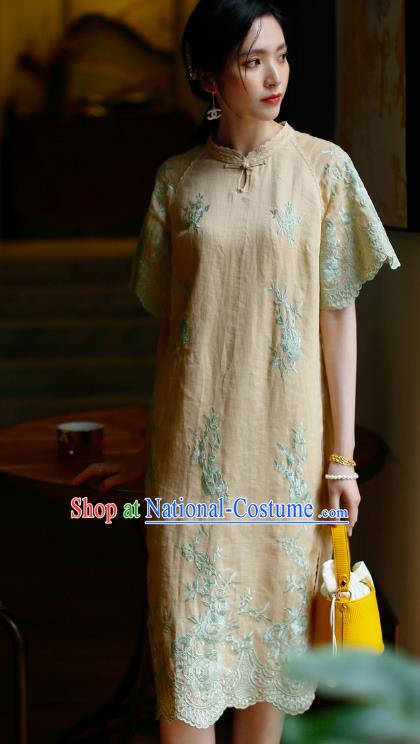 China Classical Light Yellow Ramine Cheongsam Costume Traditional Young Woman Embroidered Qipao Dress