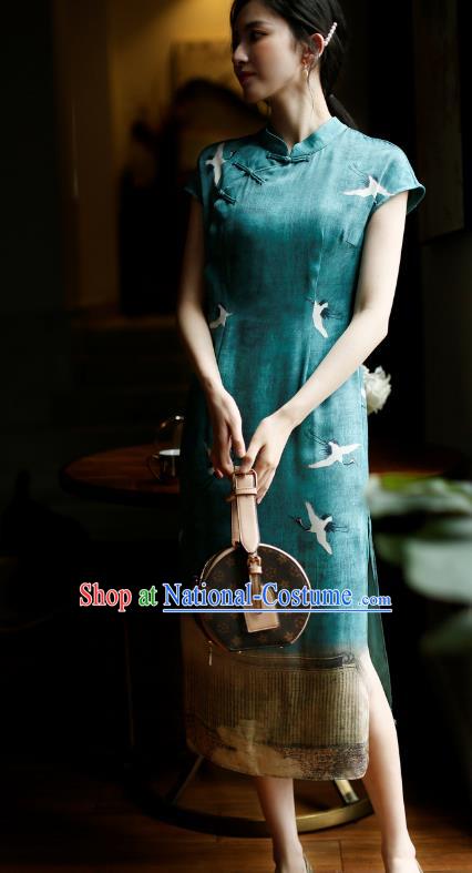 China Classical Young Woman Cheongsam Costume Traditional Printing Green Silk Qipao Dress