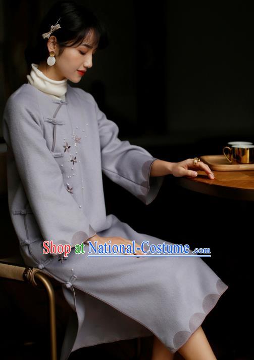 China Winter Purple Woolen Cheongsam Costume Traditional Young Lady Embroidered Qipao Dress