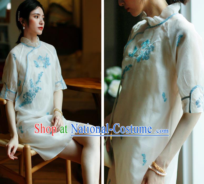 China Modern Cheongsam Costume Traditional Embroidered White Organdy Short Qipao Dress