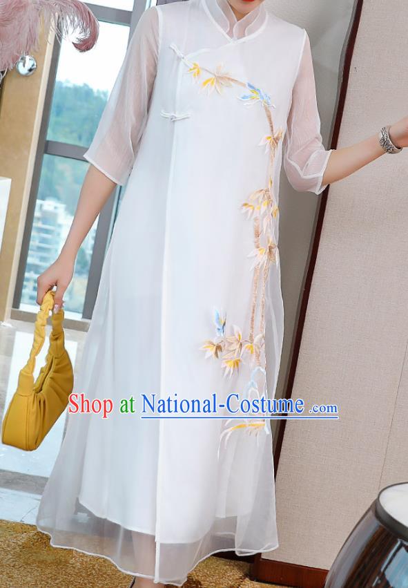 China Traditional Young Woman Tang Suit Qipao Dress Classical Embroidered Bamboo White Organdy Cheongsam Costume