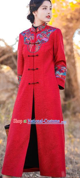 Chinese Traditional Embroidered Outer Garment National Tang Suit Red Dust Coat