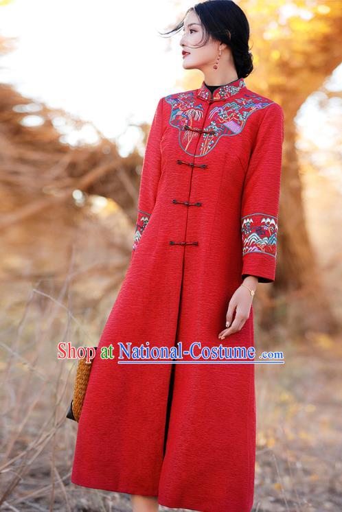 Chinese Traditional Embroidered Outer Garment National Tang Suit Red Dust Coat