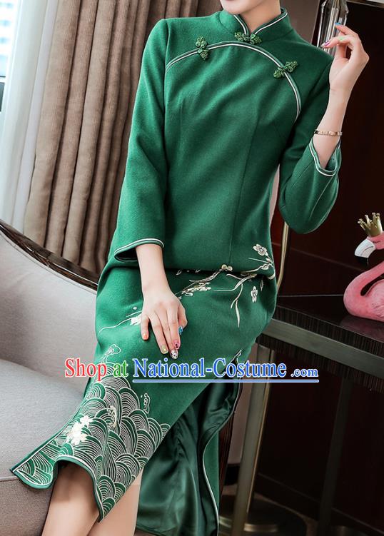 China Traditional Embroidered Green Wool Cheongsam Costume Classical Tang Suit Qipao Dress