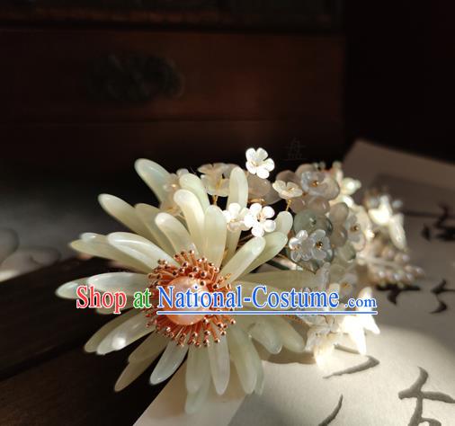 Chinese Traditional Song Dynasty Imperial Concubine Hair Stick Ancient Court Woman Jade Chrysanthemum Hairpin