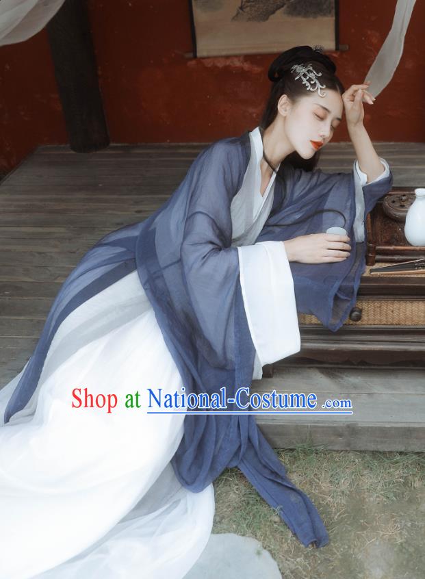 China Ancient Swordswoman Hanfu Dress Traditional Jin Dynasty Young Beauty Grey Clothing