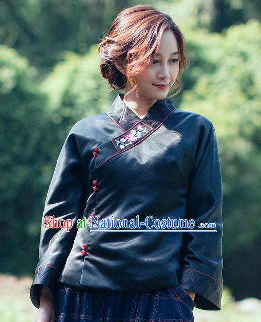 China Classical Embroidered Jacket National Women Clothing Tang Suit Black Silk Cotton Wadded Coat