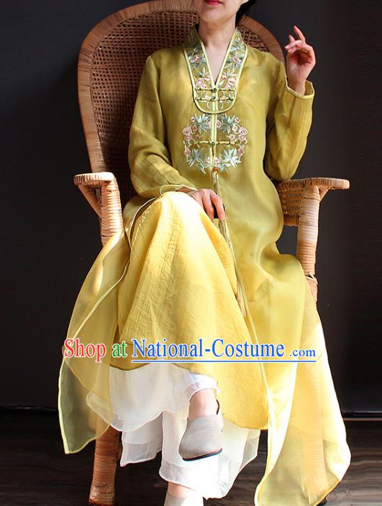 China National Embroidered Young Lady Cheongsam Classical Yellow Silk Qipao Dress Clothing