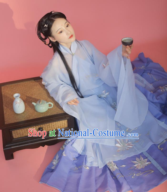 China Traditional Ming Dynasty Noble Beauty Historical Clothing Ancient Young Lady Blue Hanfu Dress Garment