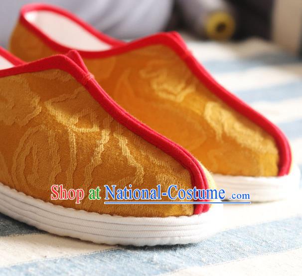 China National Folk Dance Shoes Handmade Jacquard Yellow Cloth Shoes