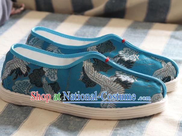 China Handmade Cloth Shoes National Woman Classical Cranes Pattern Blue Shoes