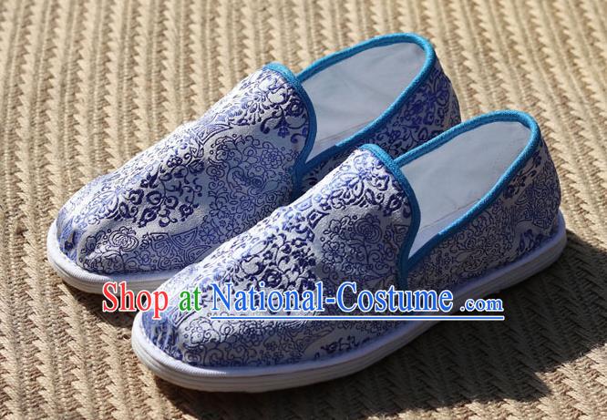 Chinese Handmade Blue and White Porcelain Shoes Brocade Shoes Traditional Martial Arts Shoes