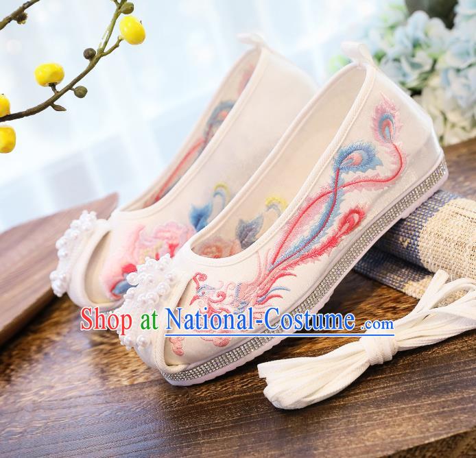 China Traditional Hanfu Pearls Tassel Shoes Handmade White Cloth Shoes National Embroidered Phoenix Shoes