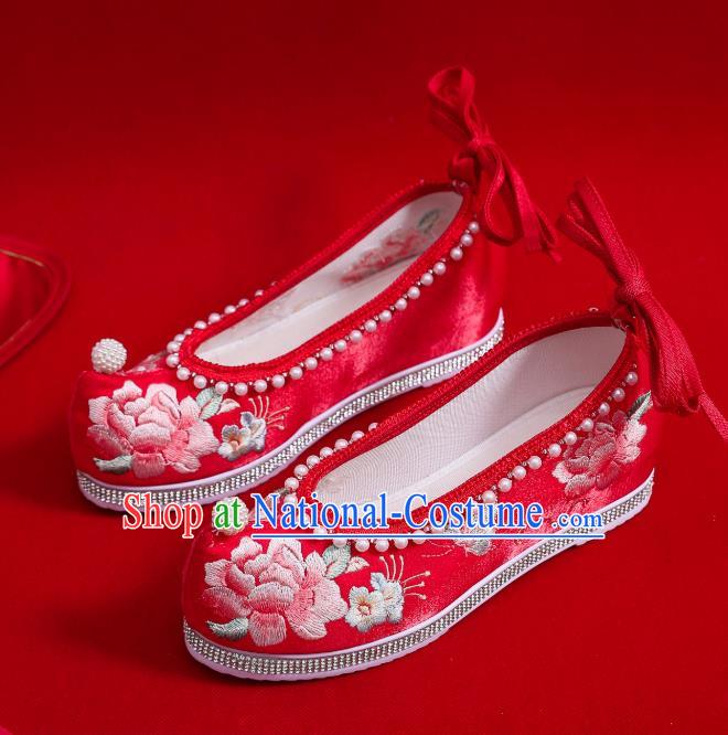 China Traditional Hanfu Pearls Shoes Handmade Wedding Red Satin Shoes National Embroidered Peony Shoes