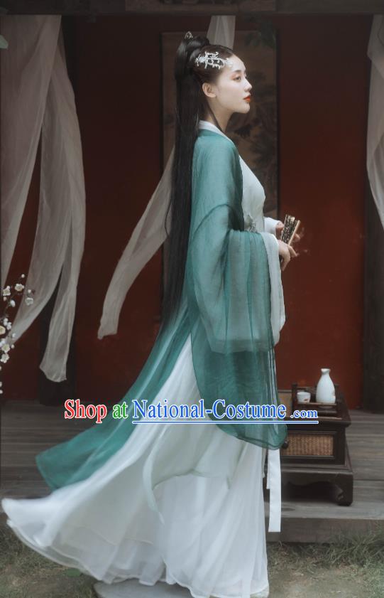 China Ancient Female Swordsman Green Hanfu Dress Traditional Jin Dynasty Young Beauty Historical Clothing