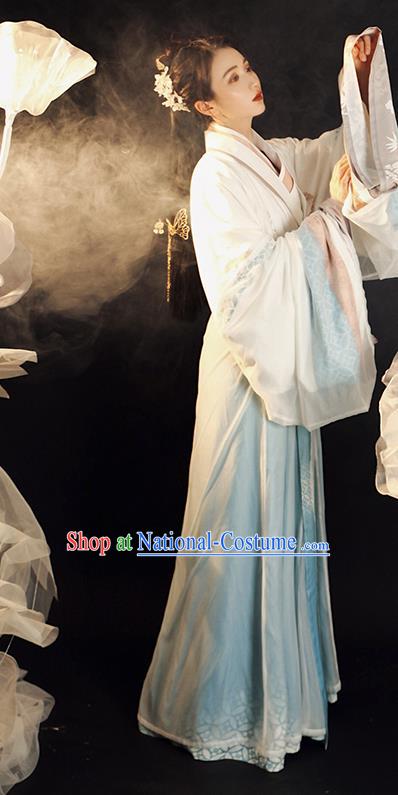 China Traditional Jin Dynasty Court Beauty Historical Clothing Ancient Imperial Concubine Hanfu Dress Apparels