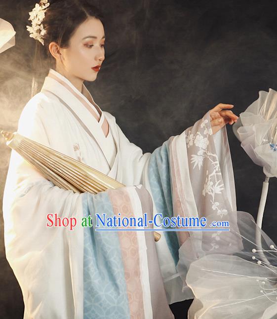 China Traditional Jin Dynasty Court Beauty Historical Clothing Ancient Imperial Concubine Hanfu Dress Apparels