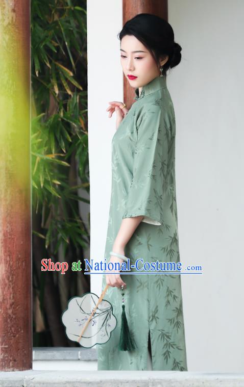 China Traditional Cheongsam Classical Bamboo Leaf Pattern Green Silk Qipao Dress