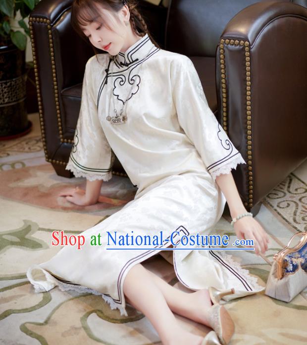 Republic of China Rich Lady Cheongsam Traditional White Silk Qipao Dress Classical Clothing