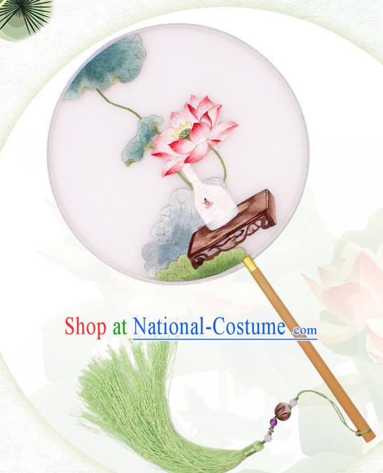 China Classical Silk Fan Handmade Circular Fan Embroidered Lotus Fan