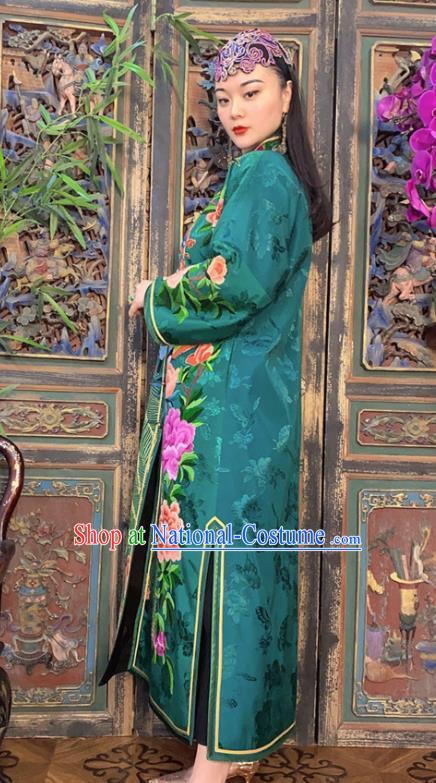 Chinese Embroidered Dust Coat Traditional Embroidered Green Silk Long Gown Clothing