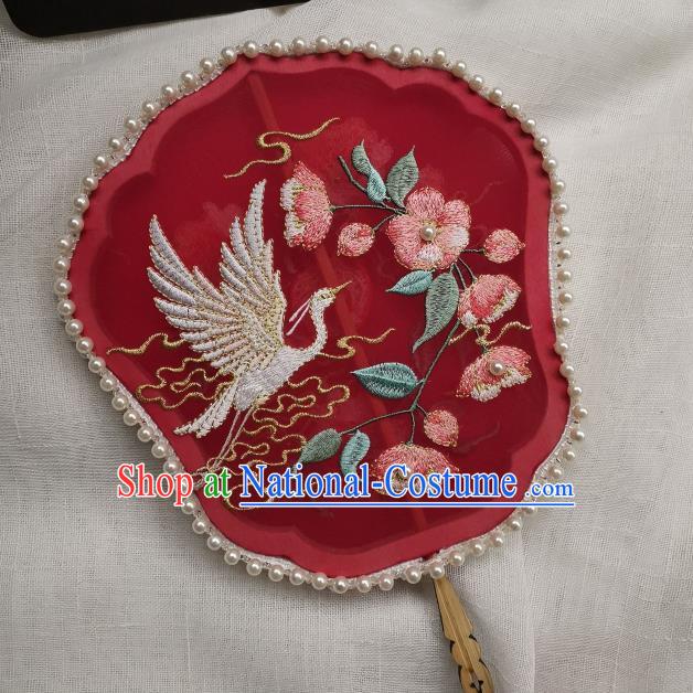 China Traditional Song Dynasty Wedding Red Silk Fan Handmade Embroidered Palace Fan Classical Hanfu Pearls Fan