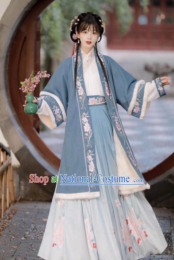 China Ancient Country Lady Hanfu Clothing Traditional Ming Dynasty Young Beauty Costumes Full Set