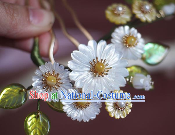 Chinese Ancient Palace Lady Pearls Hairpin Traditional Ming Dynasty Shell Daisy Hair Comb